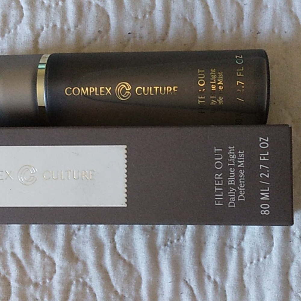 Complex Culture makeup bundle - Picture 6 of 6